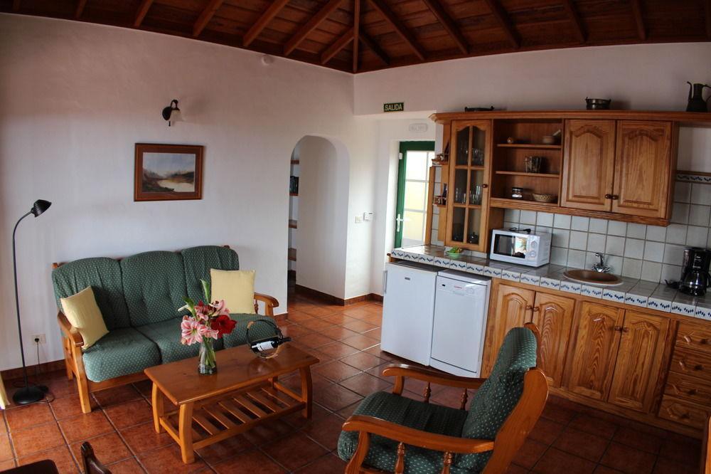 Casa La Majada (Adults Only) Guest House Los Llanos De Aridane Luaran gambar