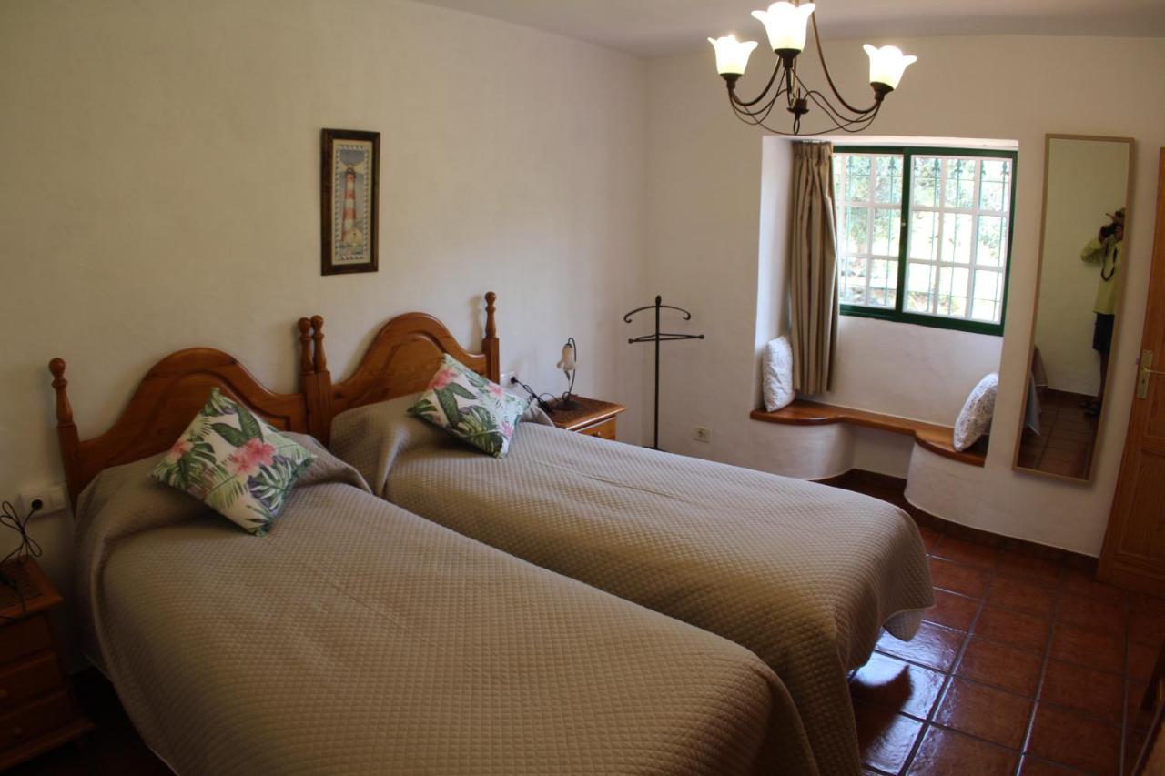 Casa La Majada (Adults Only) Guest House Los Llanos De Aridane Luaran gambar