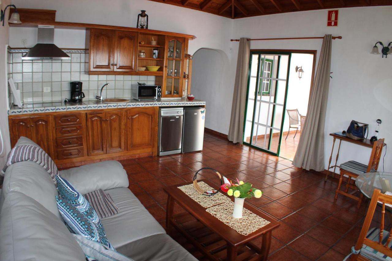 Casa La Majada (Adults Only) Guest House Los Llanos De Aridane Luaran gambar